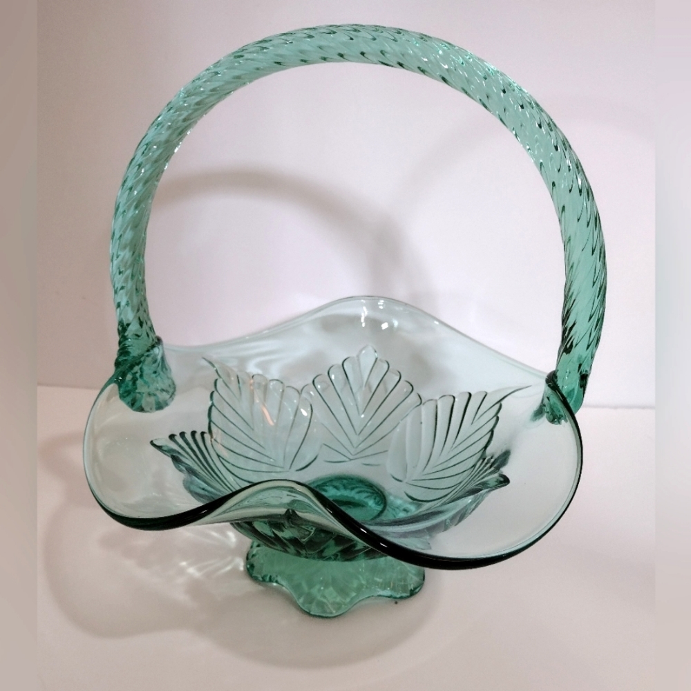 Fenton green basket